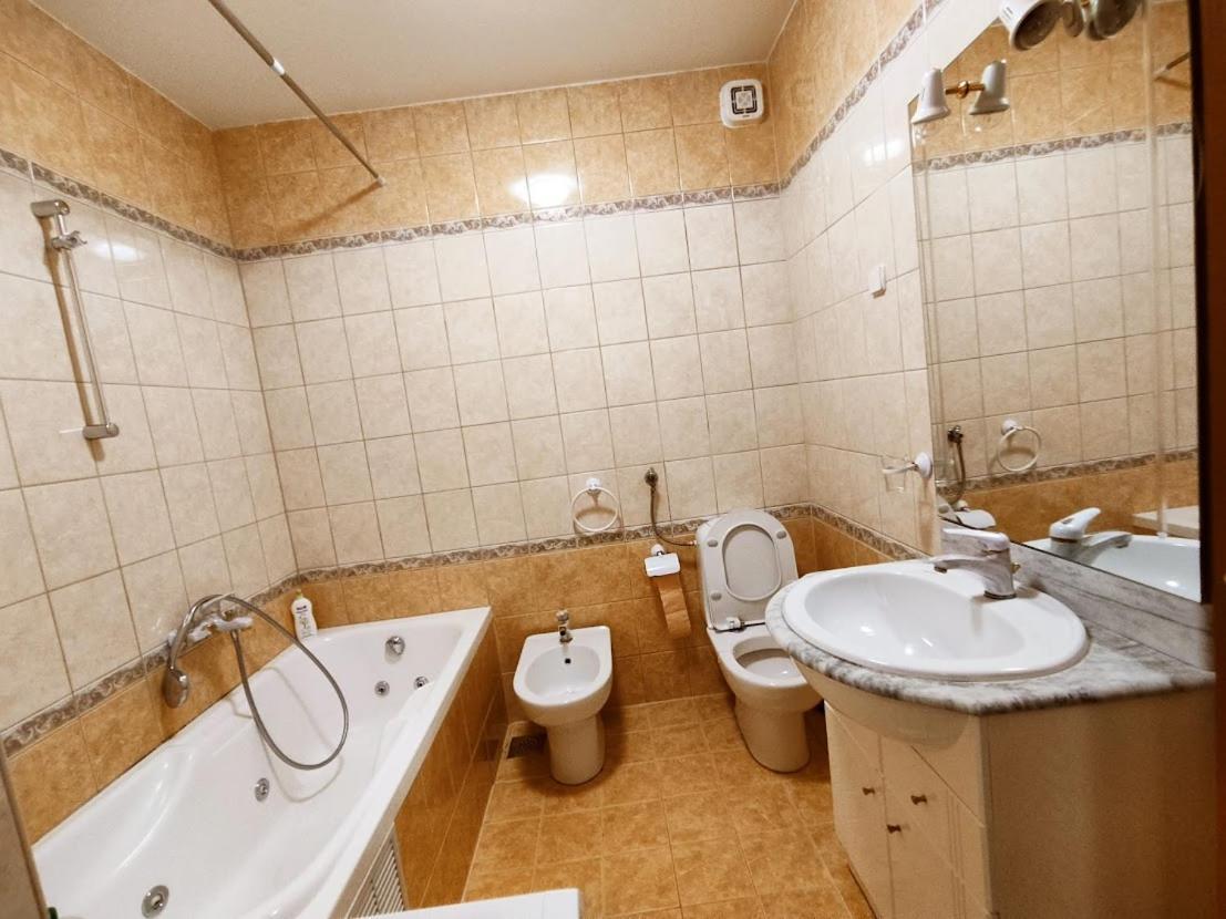 "Idea" Room With Free Parking Split Bagian luar foto